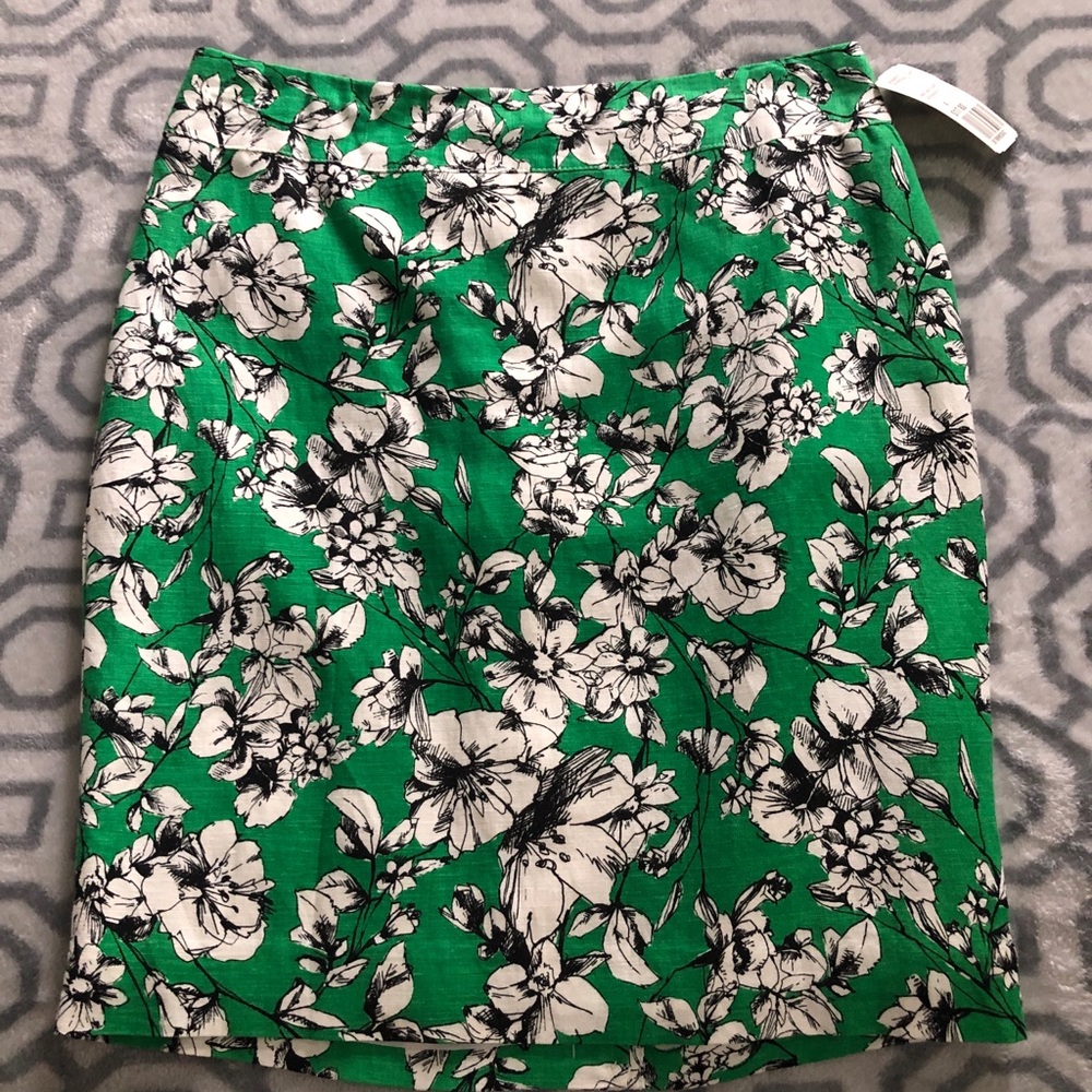 New Green flowered pencil skirt